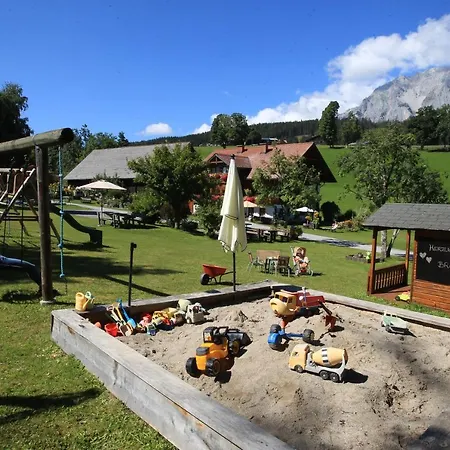 Biobauernhof Brandlhof アパート *