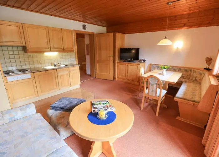 Апартаменти Biobauernhof Brandlhof